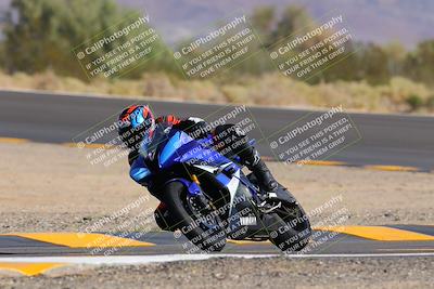 media/Oct-08-2022-SoCal Trackdays (Sat) [[1fc3beec89]]/Turn 10 (945am)/